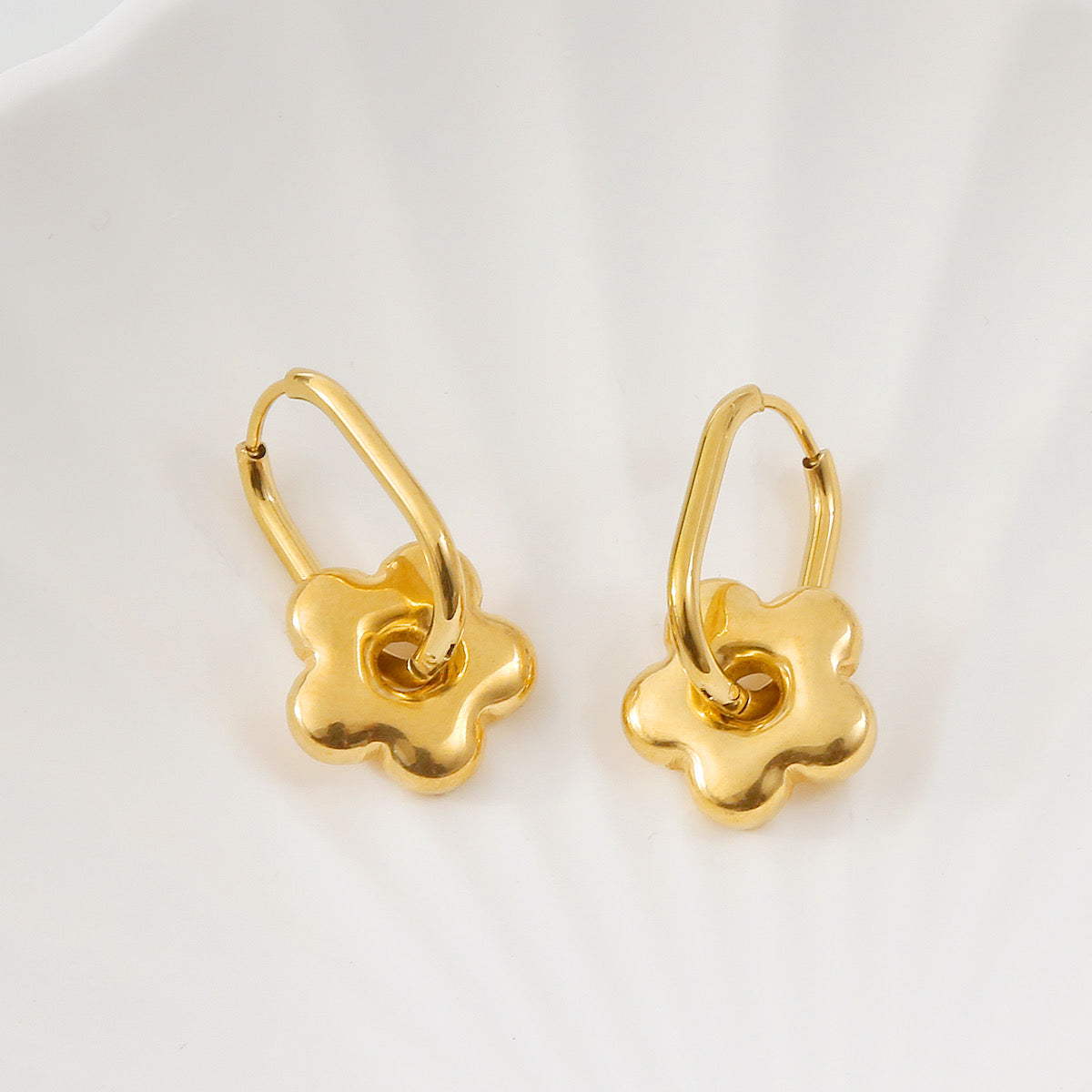 ELANDRA EARRINGS