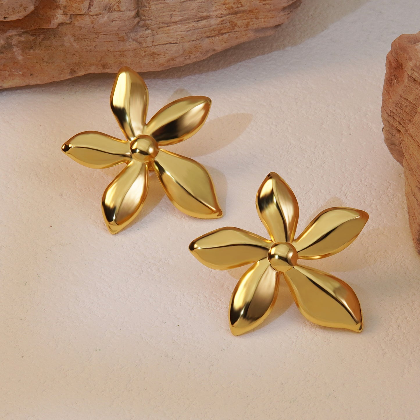 Tropical Flower Earring