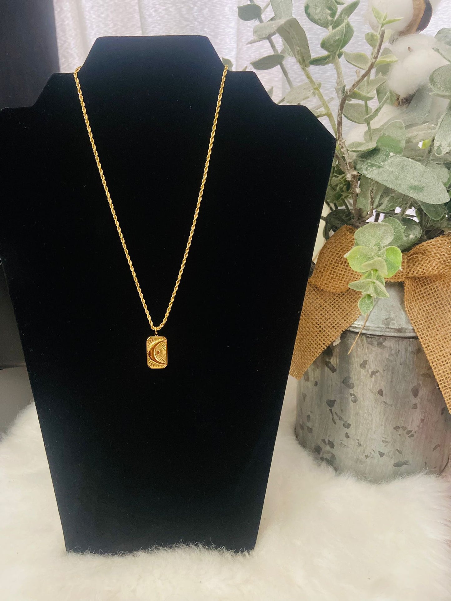 Moon Chain