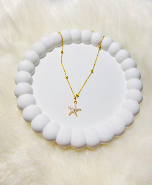 Golden starfish Necklace